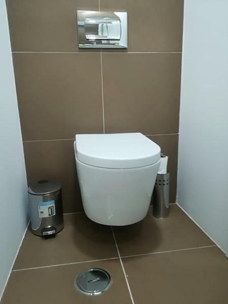 Iris Apartment Помбал Екстериор снимка