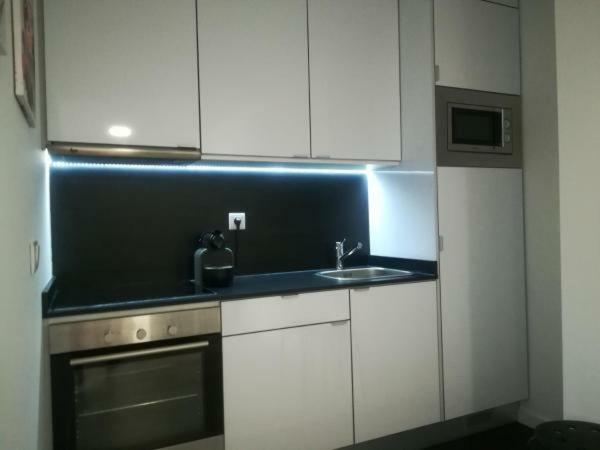 Iris Apartment Помбал Екстериор снимка