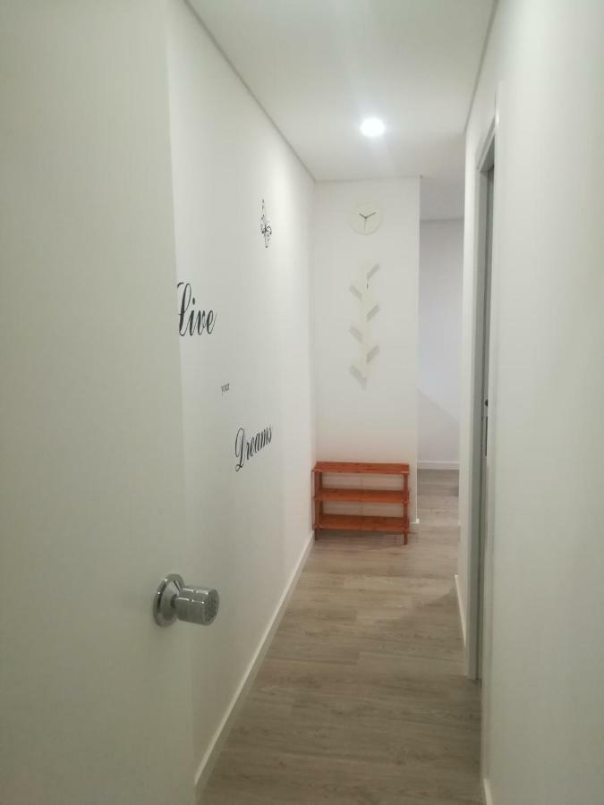 Iris Apartment Помбал Екстериор снимка